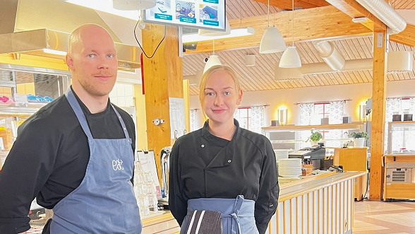 Julia och Dennis driver nyöppnade restaurang Arken för Stora Enso i Fors